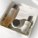 Presentpaketet från The Pure Lotus är baserat på probiotika och fermenterade ingredienser. Passar alla hudtyper och åldrar och är en ren lyx att få